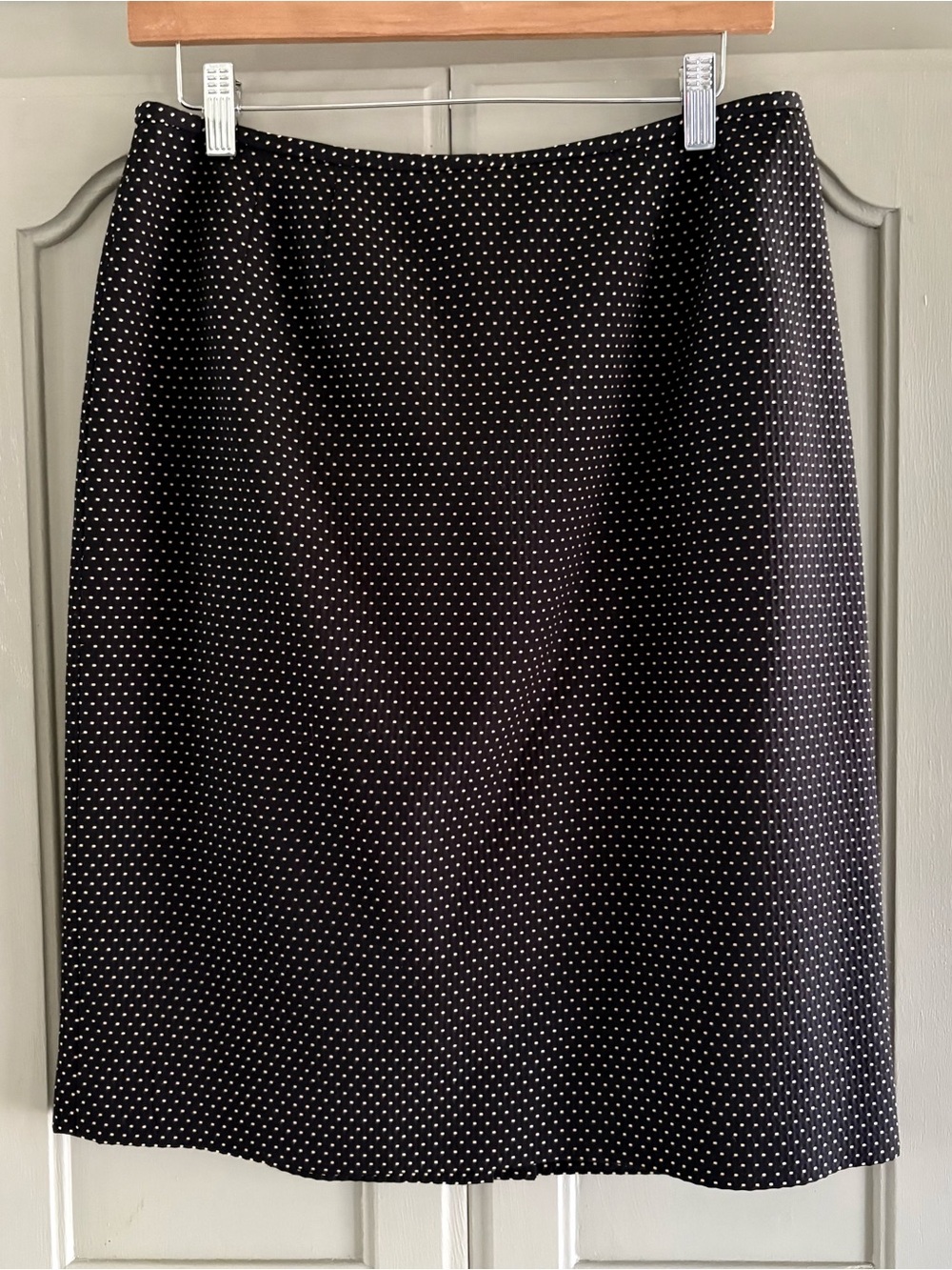 KASPER Vintage Lined Pencil Skirt | Black /‎ Tan Polka Dots | Size 10 Petite